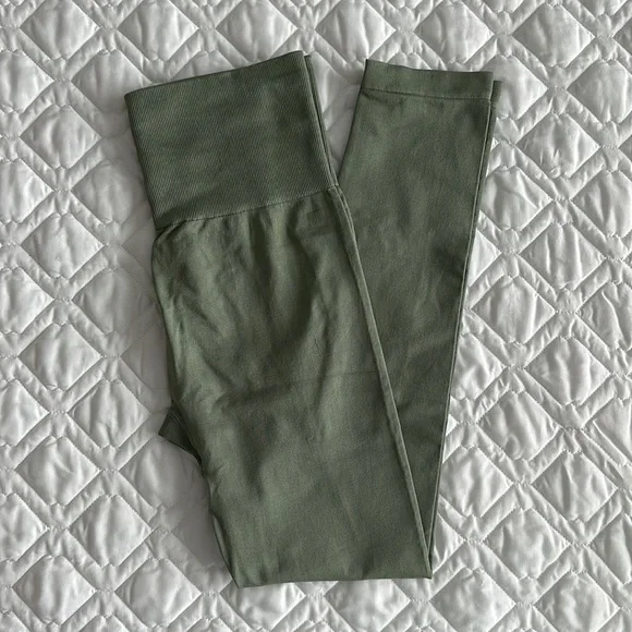 Halara Sculpt Leggings - 3 Pack - Picture 4 of 9